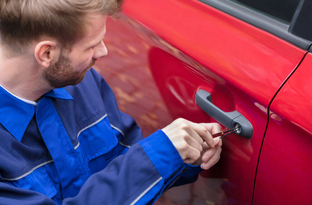 The Ultimate Guide to Auto Locksmith Services